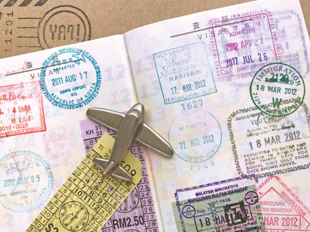 あなたのパスポートにスタンプは押されていますか?